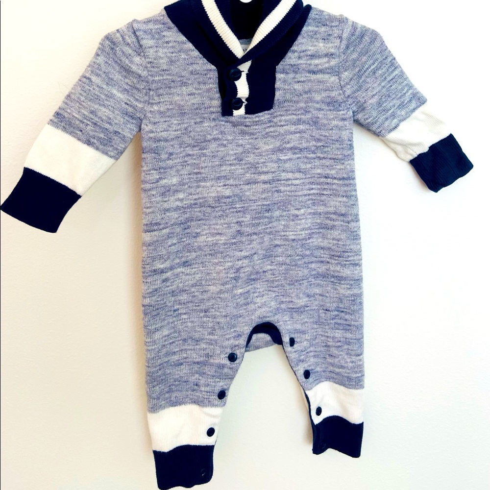 Baby gap collared Sweater One piece 6-12M only worn once!